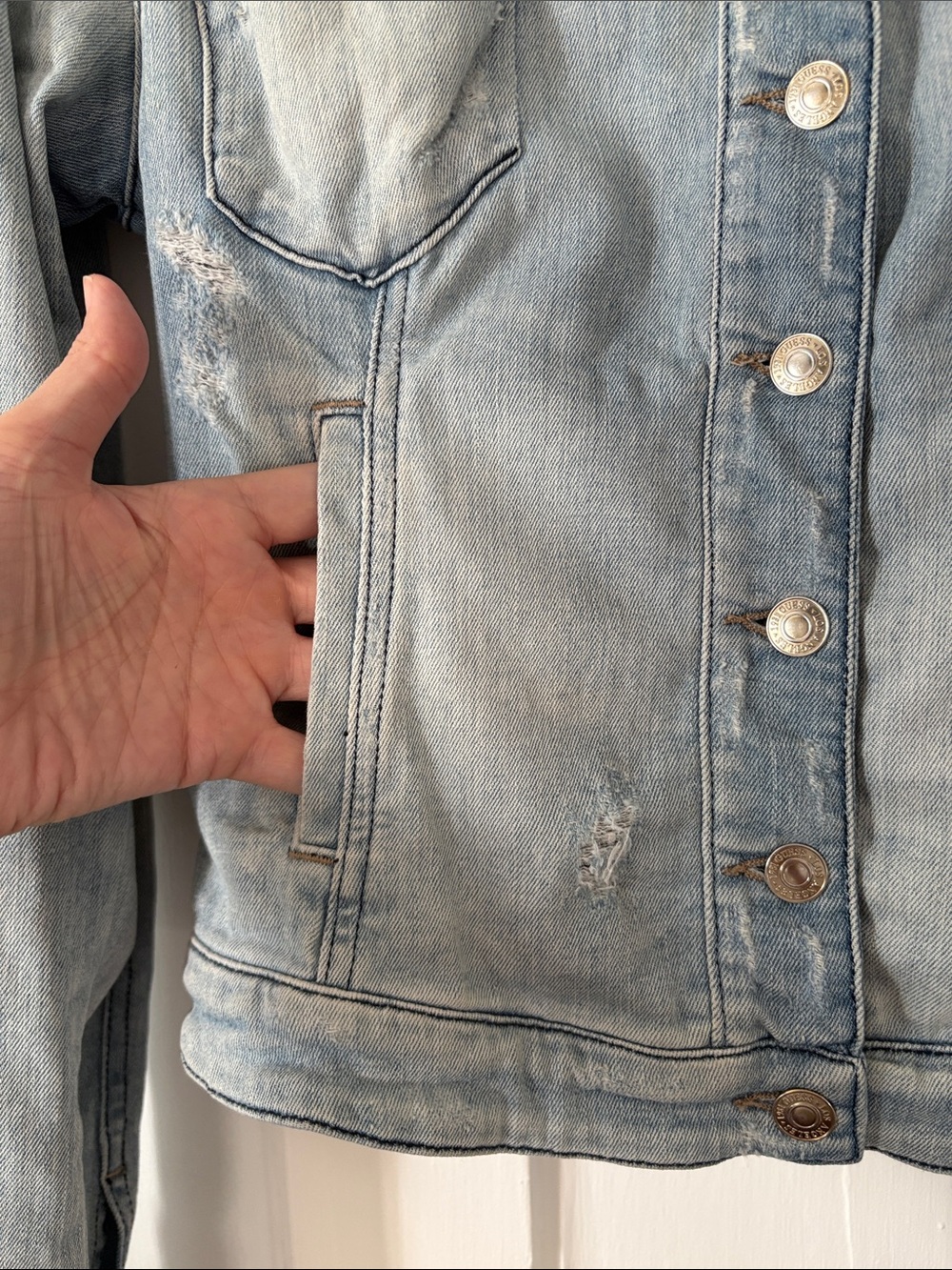 GUESS JEAN JACKET - Picture 5 of 9